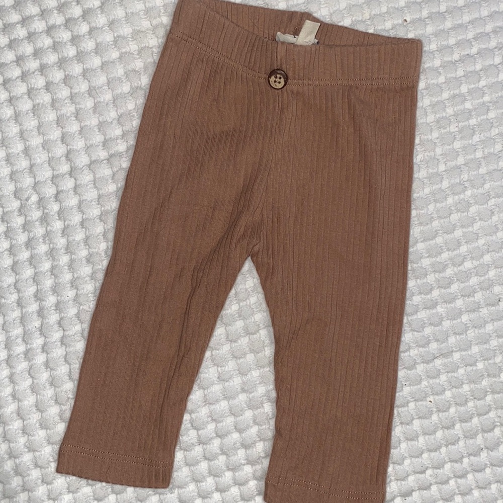Earth tone ribbed leggings for 0-3 months